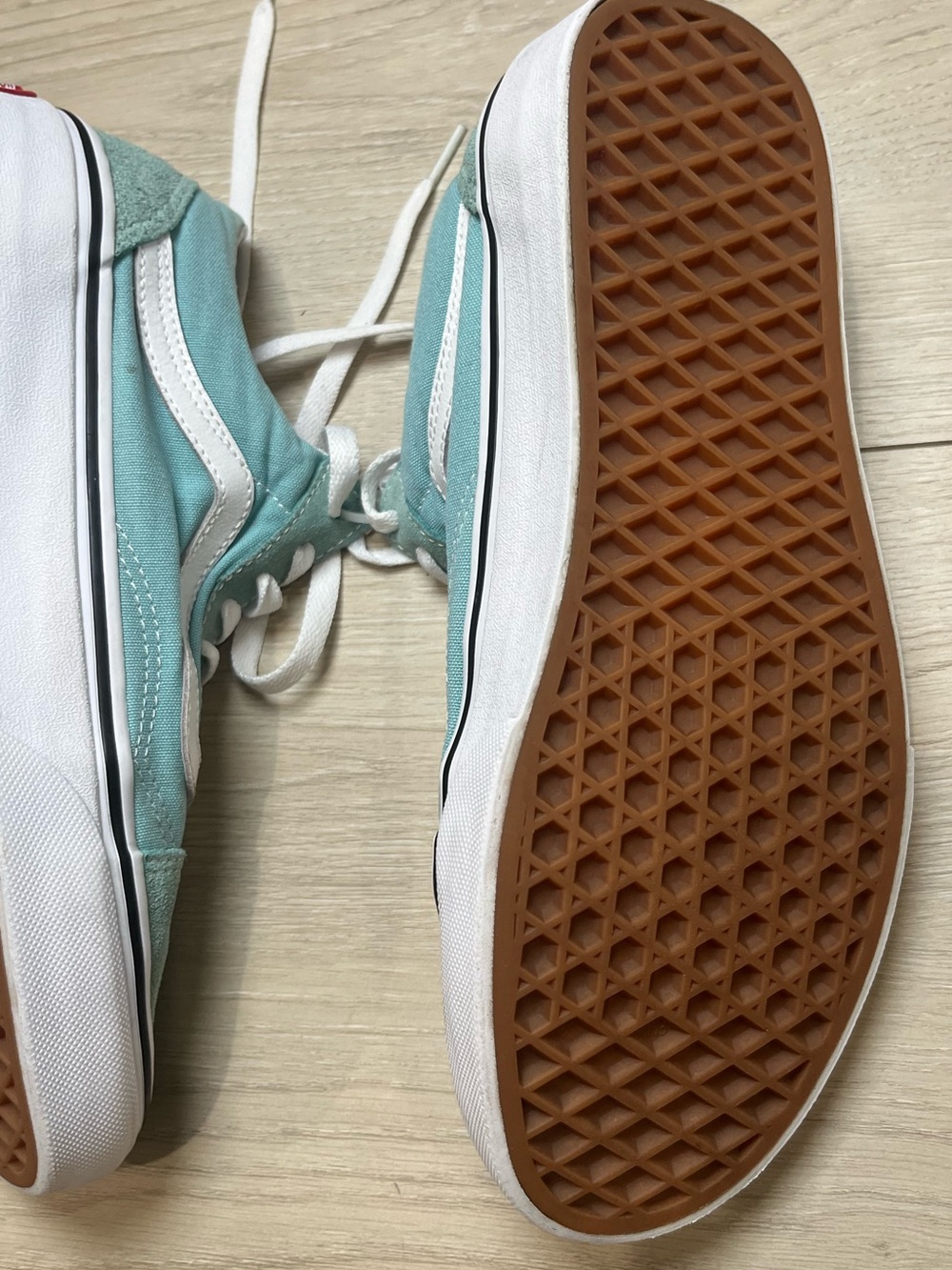 Vans Old Skool Color Theory - Iceberg Green Women’s 9 1/2 - Picture 4 of 7